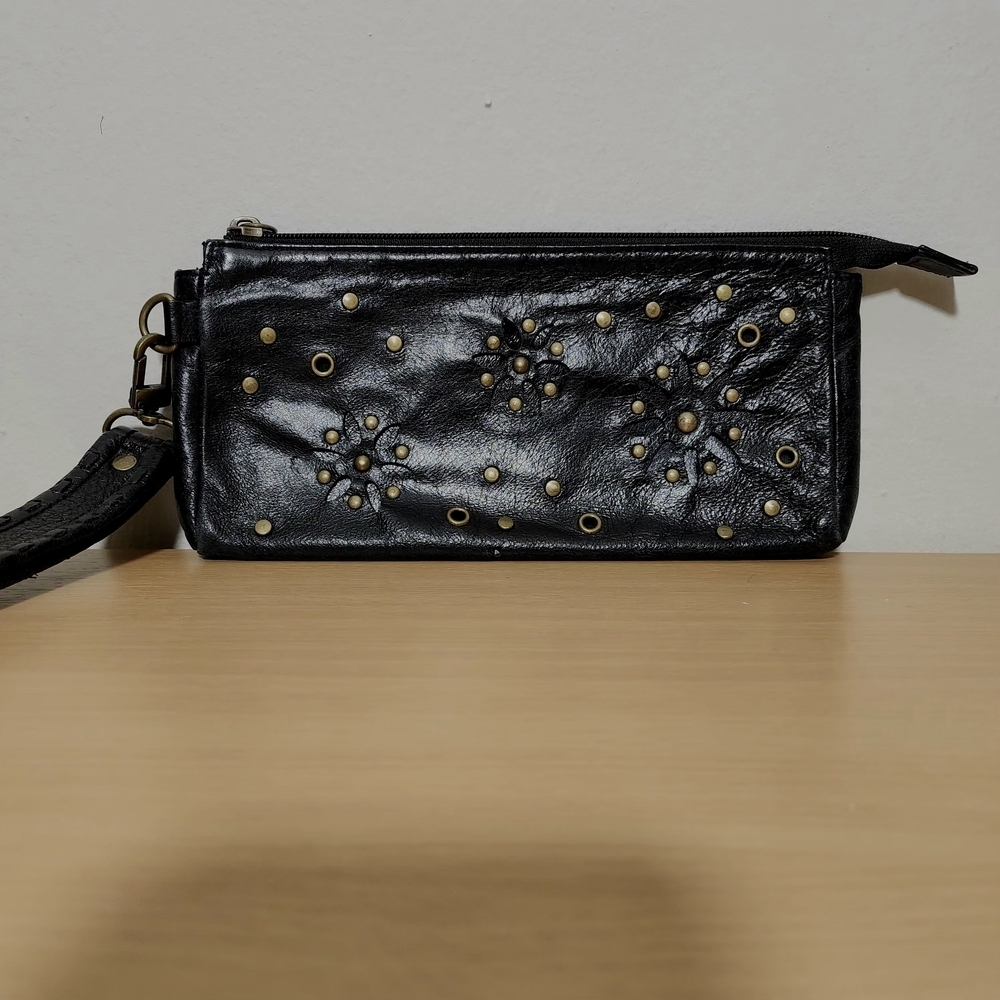 Nordstrom Genuine Deerskin Leather Studded Perfforated Clutch Wrislet Purse